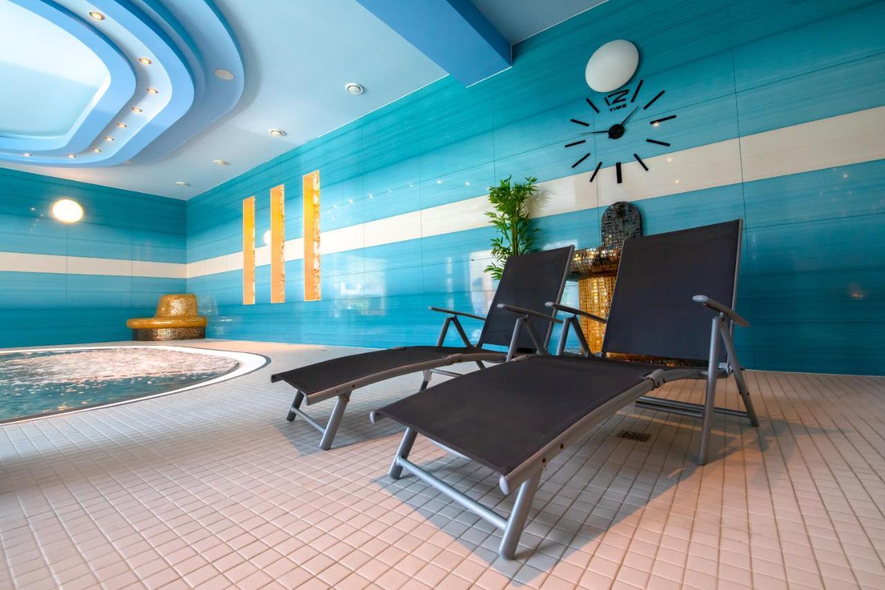 Spa & Wellness Hotel Orchidea Veľký Meder 外观 照片