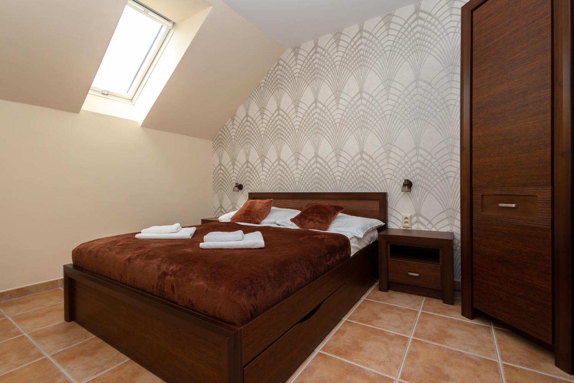 Spa & Wellness Hotel Orchidea Veľký Meder 外观 照片