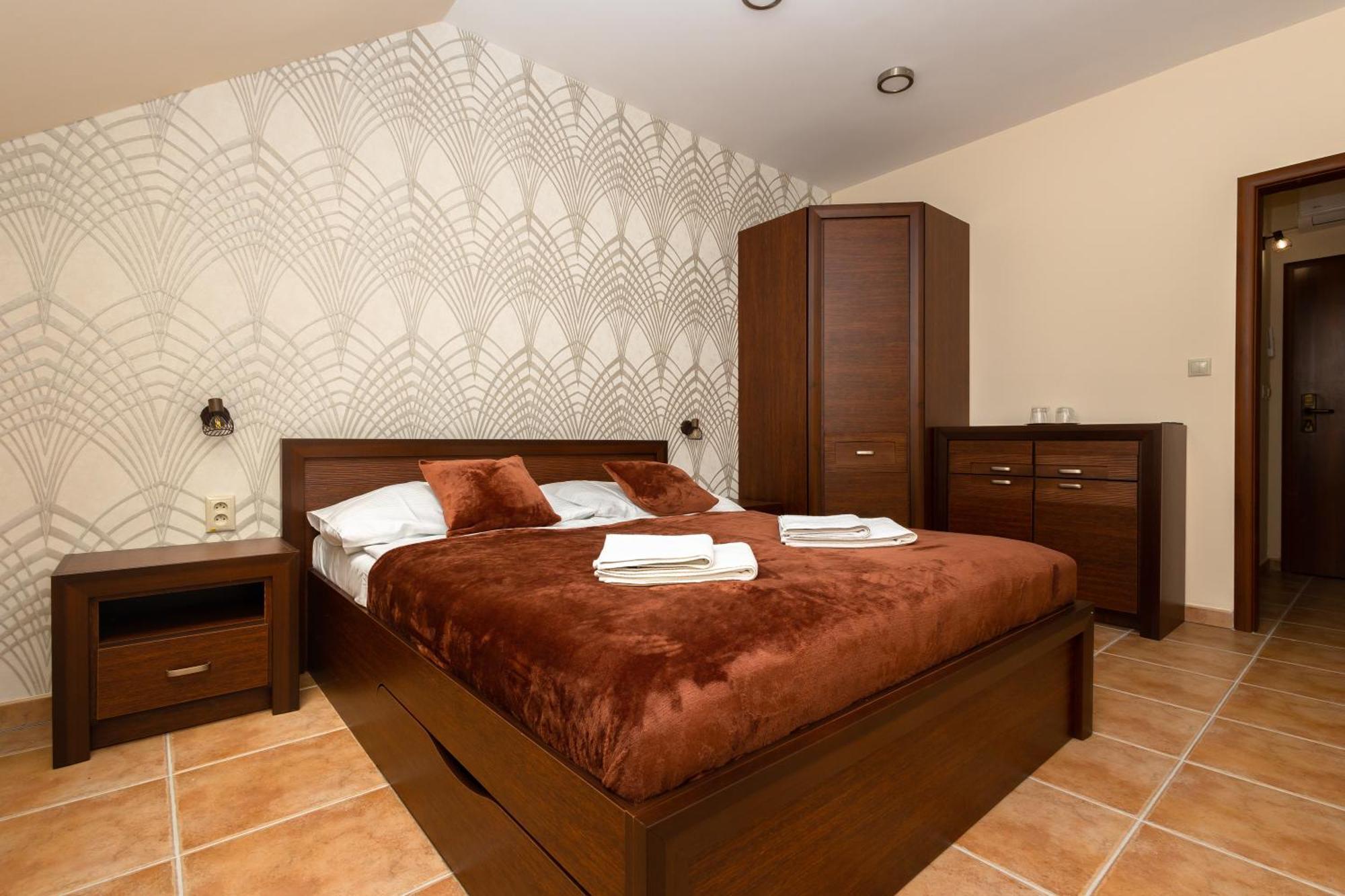 Spa & Wellness Hotel Orchidea Veľký Meder 外观 照片